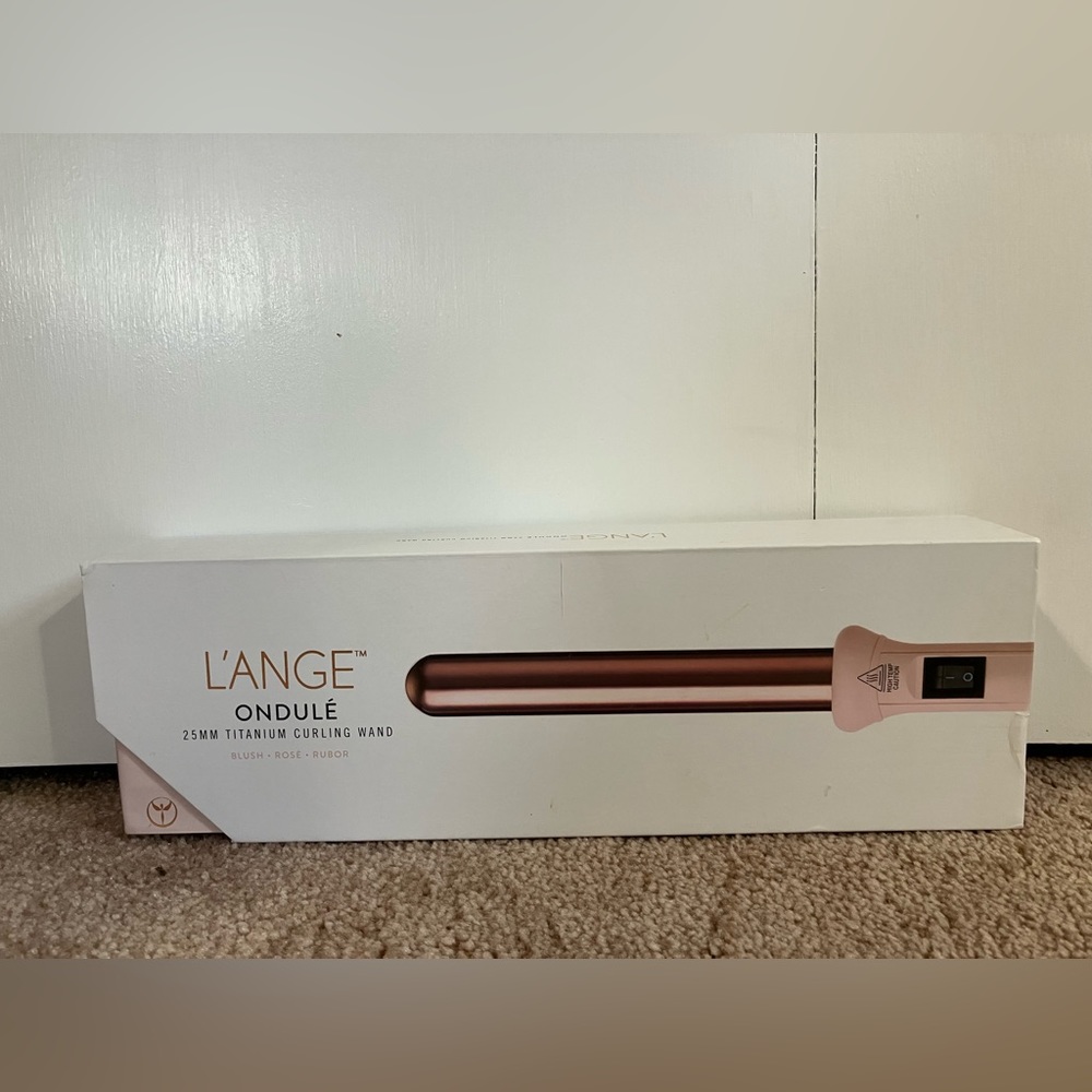L’ANGE ONDULE 25MM Titanium Curling Wand with glove.